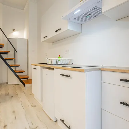 Downtown In Budapest, Juliet *